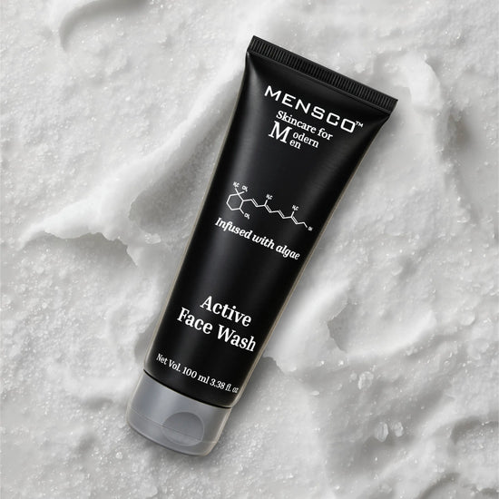 “Lightweight algae face wash texture for men’s daily detox cleansing”